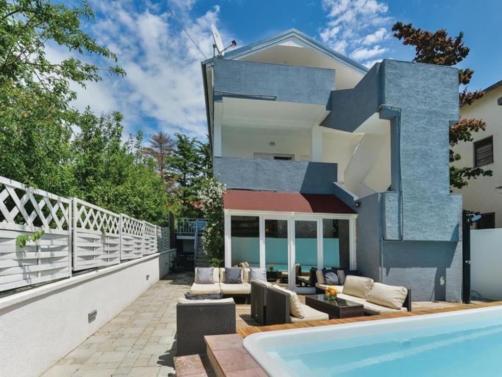 'gega' Xxl Villa